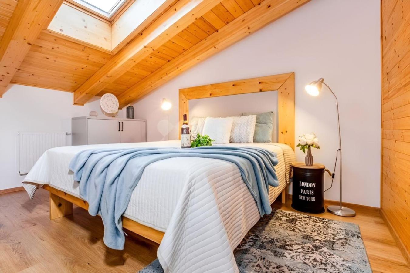 Mezonet Lipno Nad Vltavou Appartement Buitenkant foto